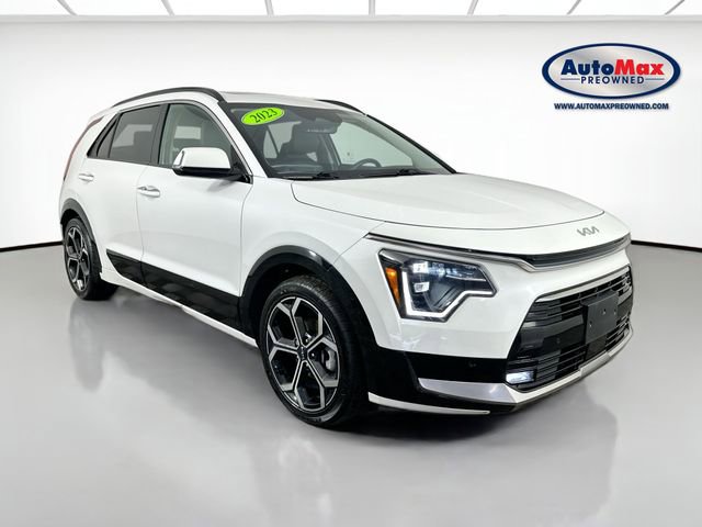 Used 2023 Kia Niro SX Touring