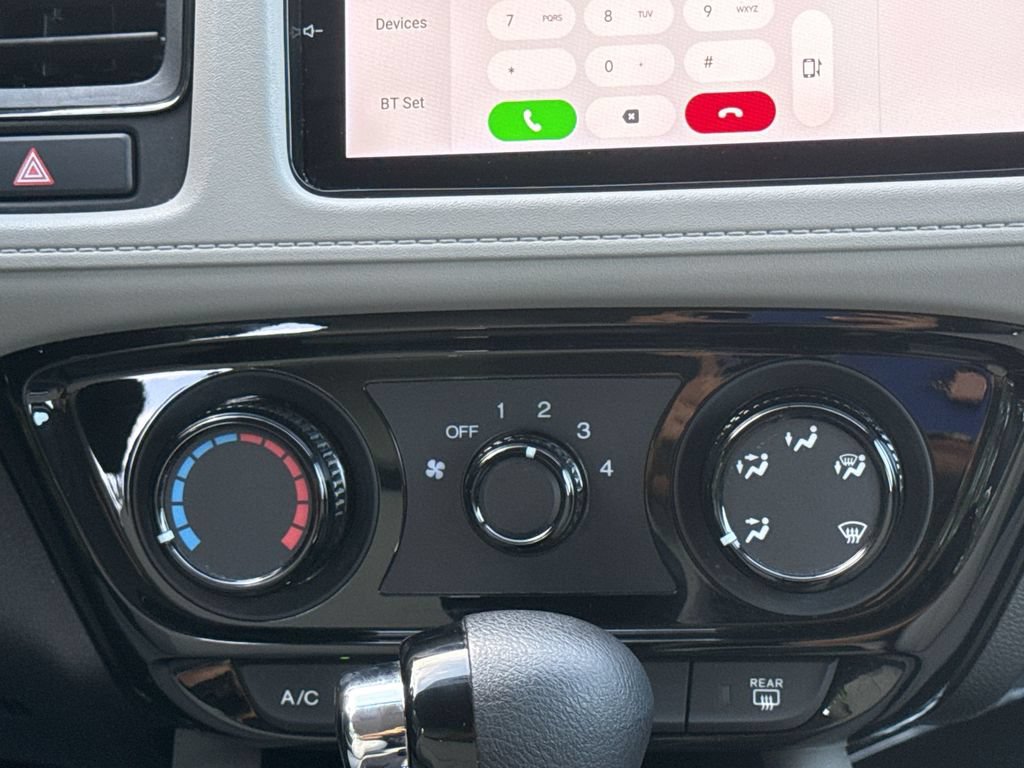 Used 2022 Honda HR-V LX image 16