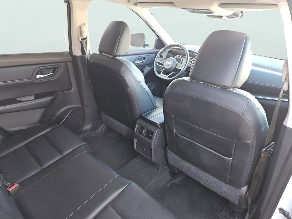 Used 2023 Nissan Rogue SV w/ SV Premium Package image 33