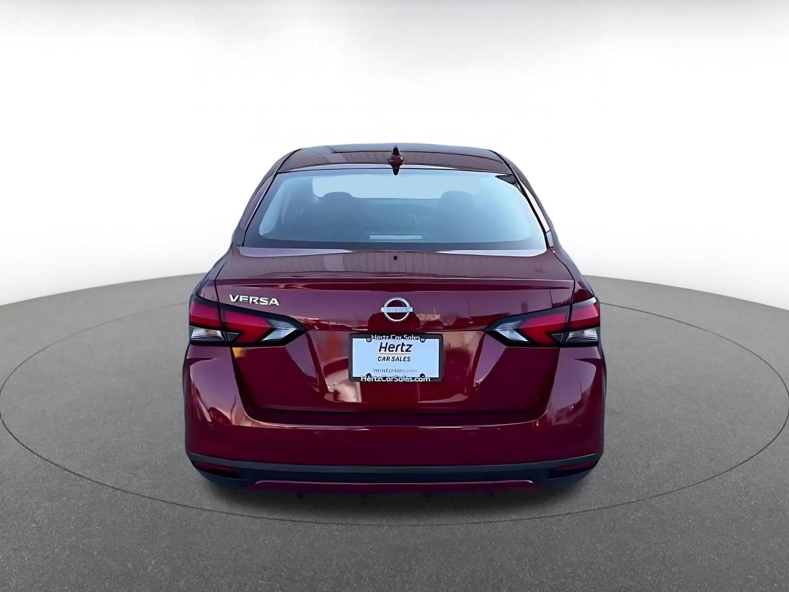 Used 2025 Nissan Versa SV image 12