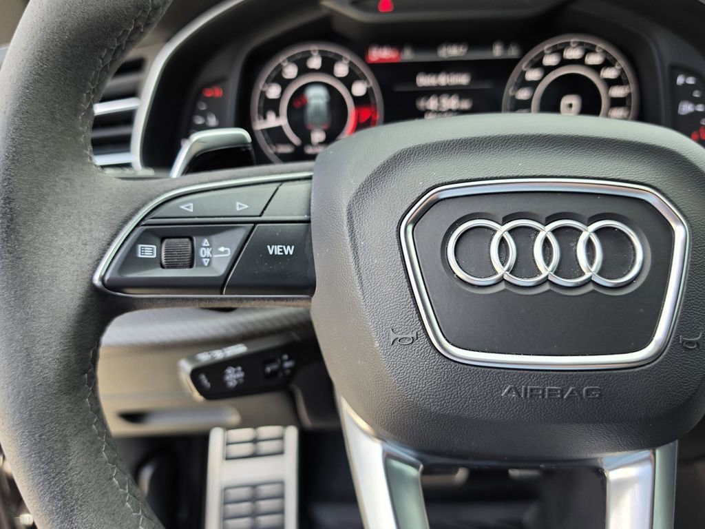 Used 2022 Audi RS Q8 AWD/4WD image 21