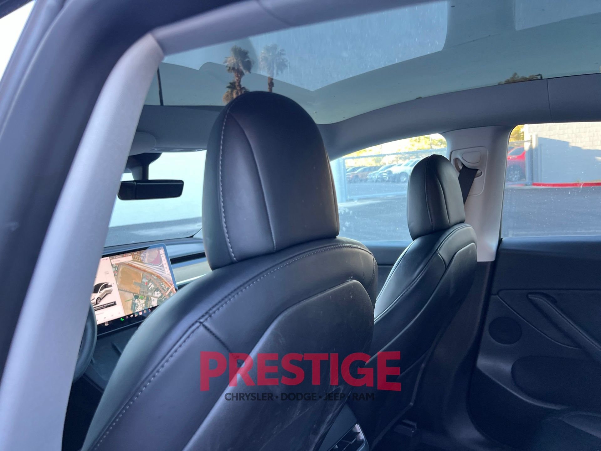 Used 2021 Tesla Model Y Long Range AWD/4WD image 27