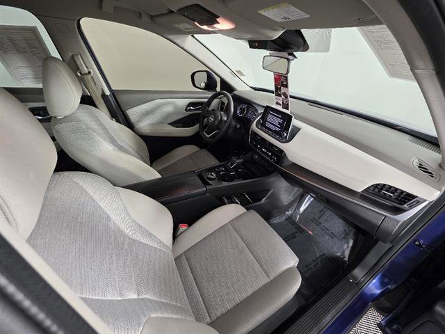 Used 2023 Nissan Rogue SV AWD/4WD image 15