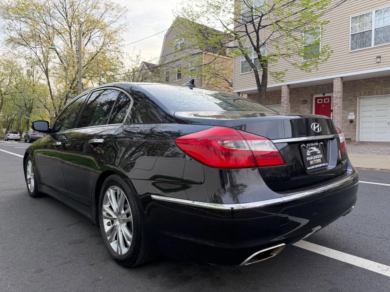 Used 2014 Hyundai Genesis 3.8 w/ Premium Package 02 image 6