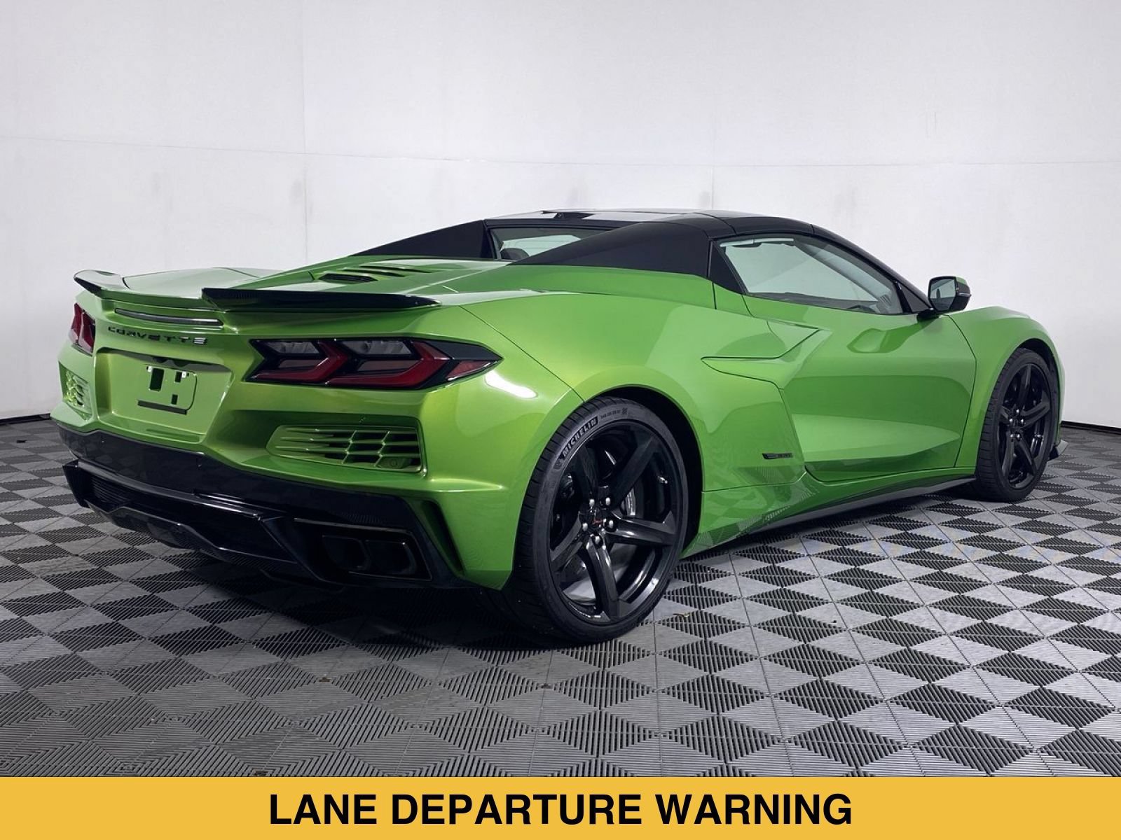 Used 2026 Chevrolet Corvette E-Ray AWD/4WD image 18