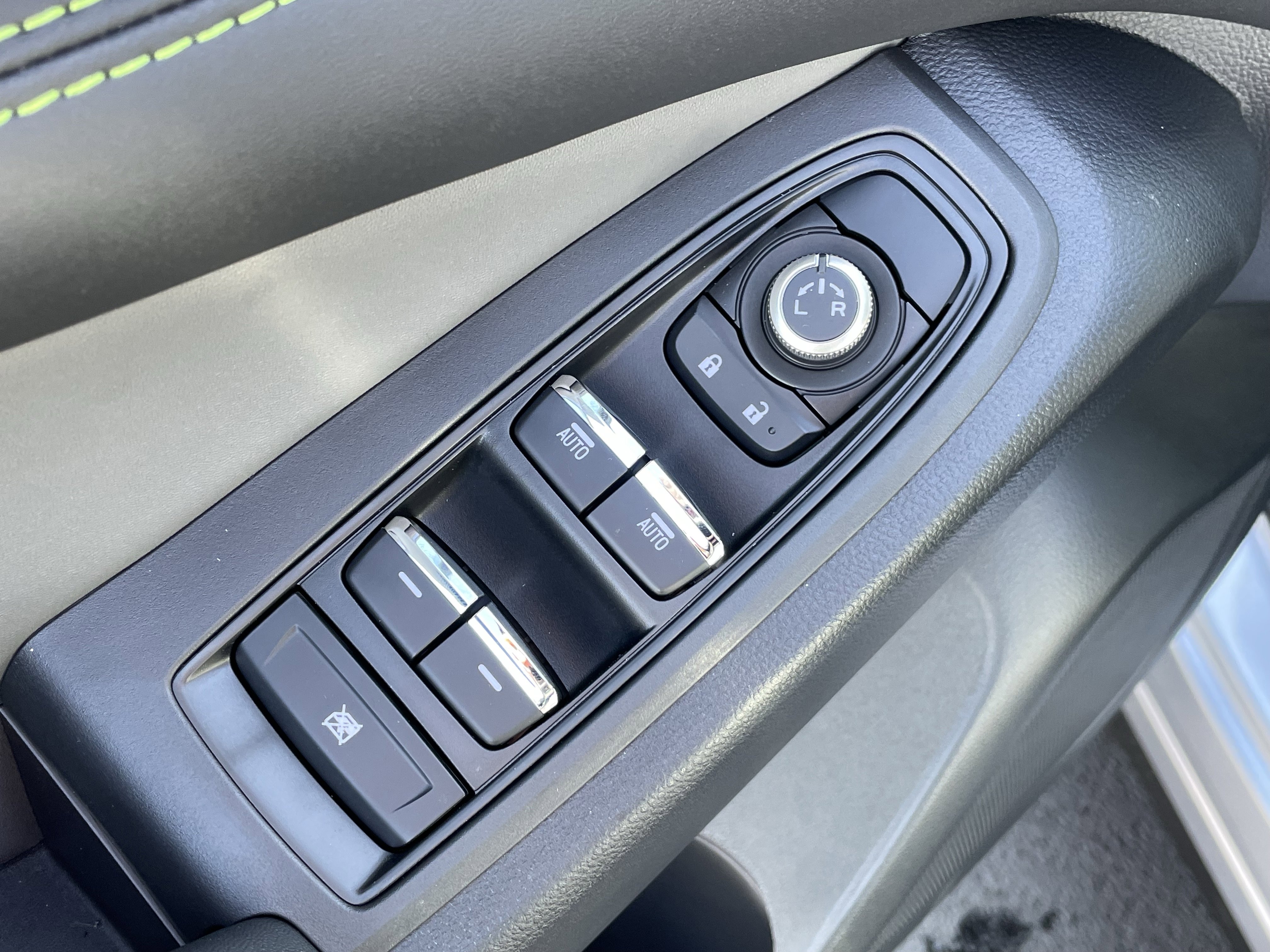 New 2025 Subaru Ascent Onyx Edition image 13