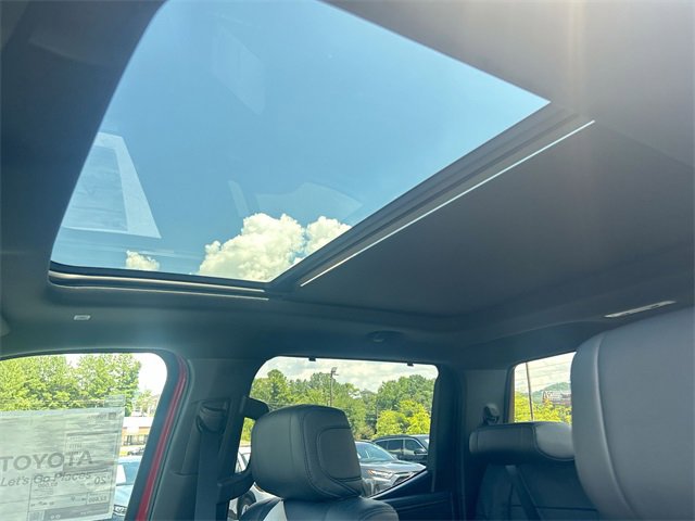 New 2025 Toyota Tundra Platinum image 30