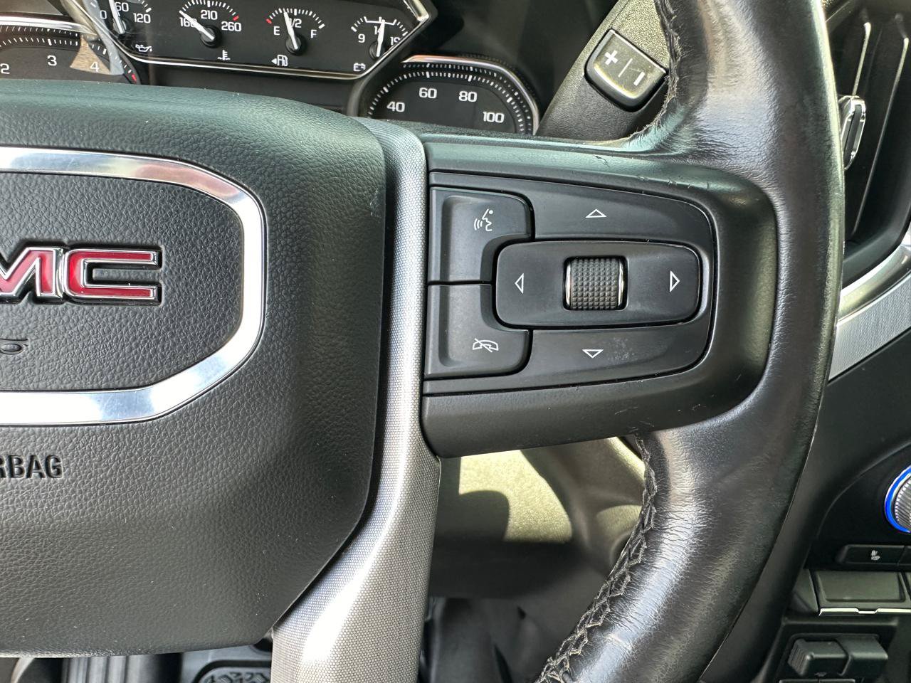 Used 2022 GMC Sierra 3500 SLE w/ SLE Value Package AWD/4WD image 14