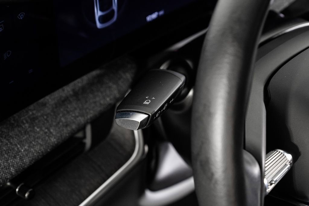 Used 2024 Lucid Air Pure image 24