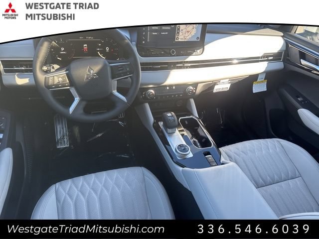 New 2026 Mitsubishi Outlander SEL FWD image 12