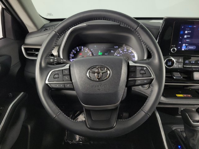 Used 2026 Toyota Highlander XLE AWD/4WD image 24