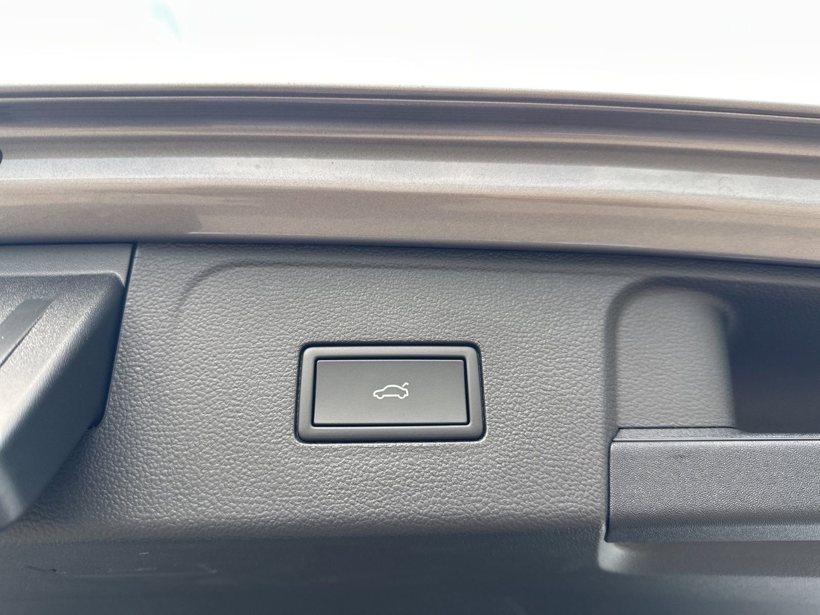 New 2026 Volkswagen Atlas SE image 34