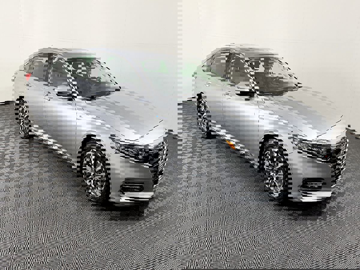 Used 2018 Honda Accord EX image 5