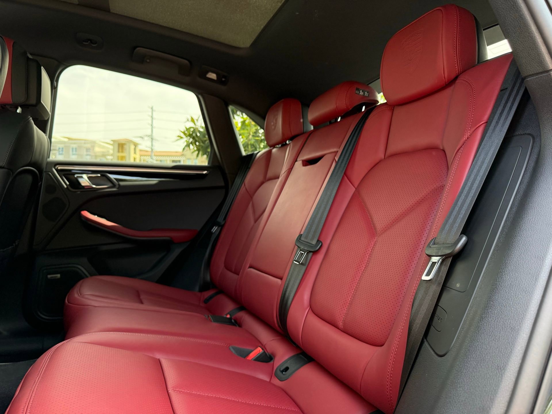 New 2026 Porsche Macan Turbo AWD/4WD image 29