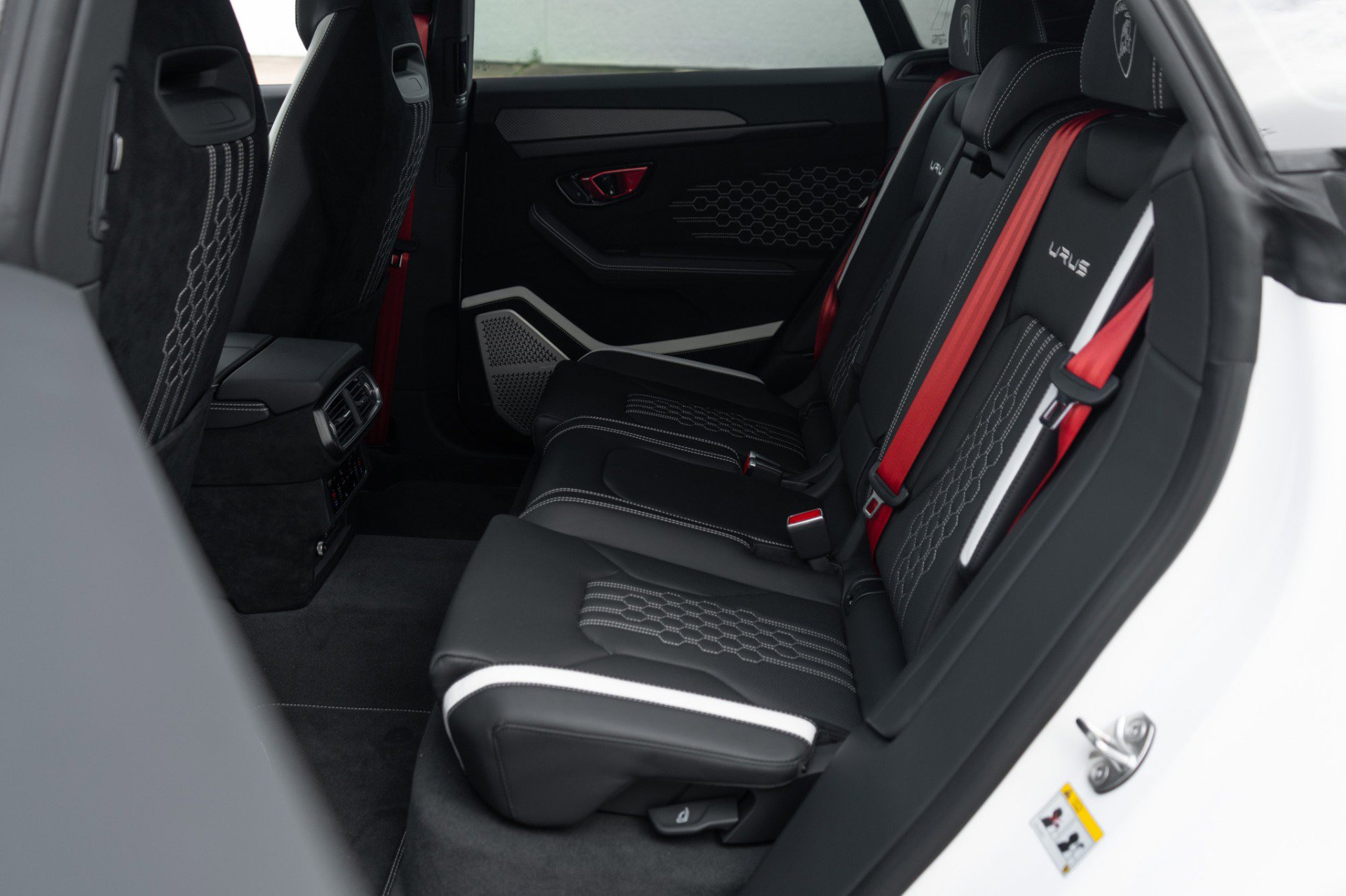 Used 2024 Lamborghini Urus Performante image 28