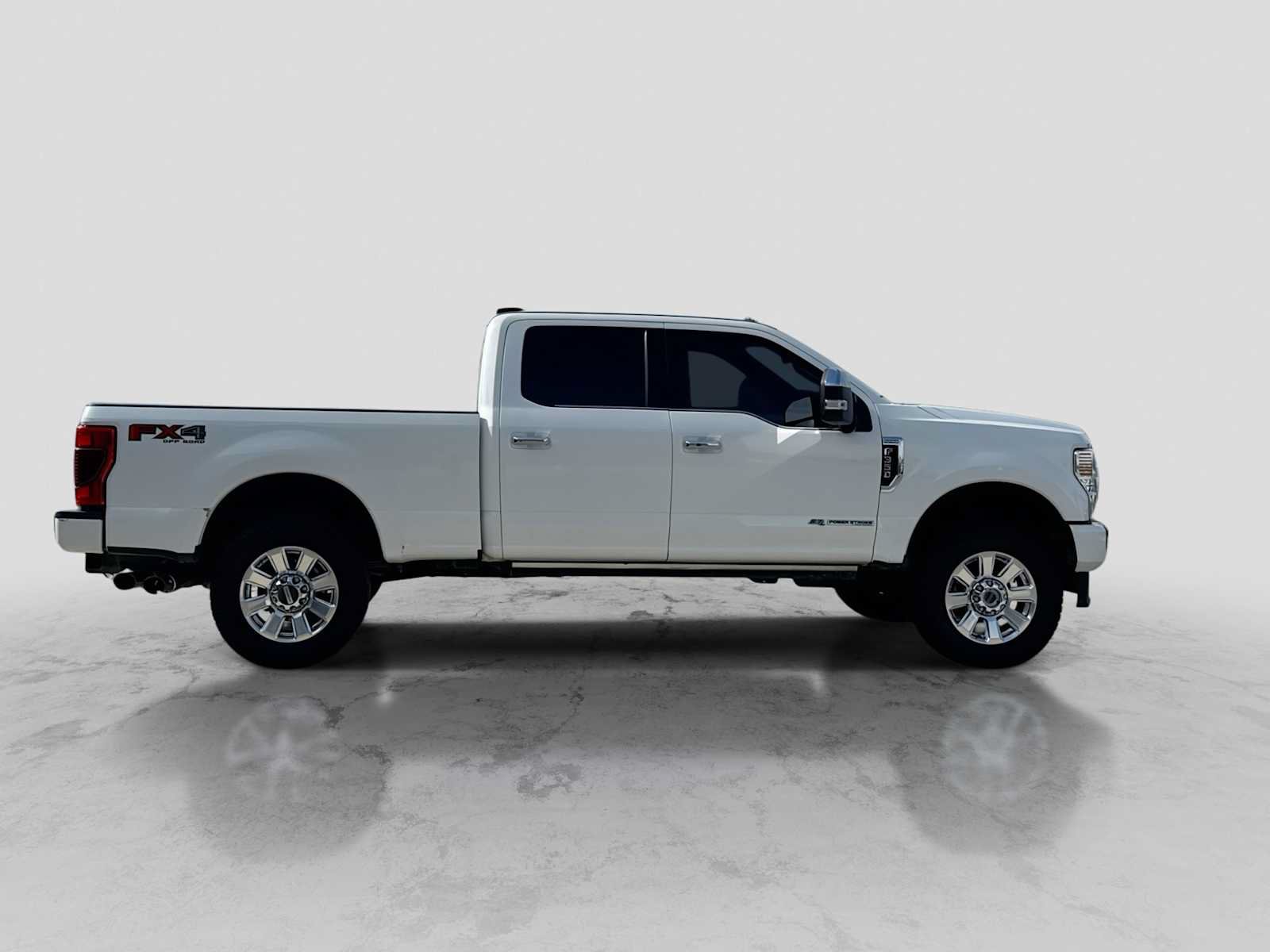 Used 2022 Ford F350 Platinum w/ FX4 Off-Road Package AWD/4WD image 7