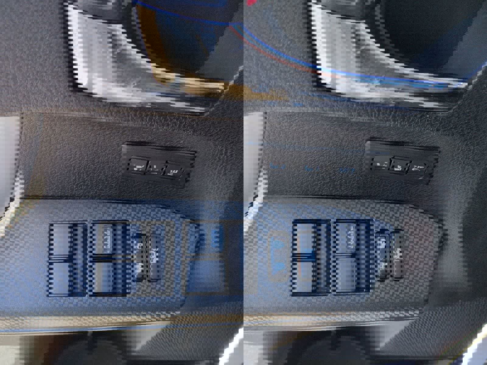 Used 2015 Toyota RAV4 Limited image 16