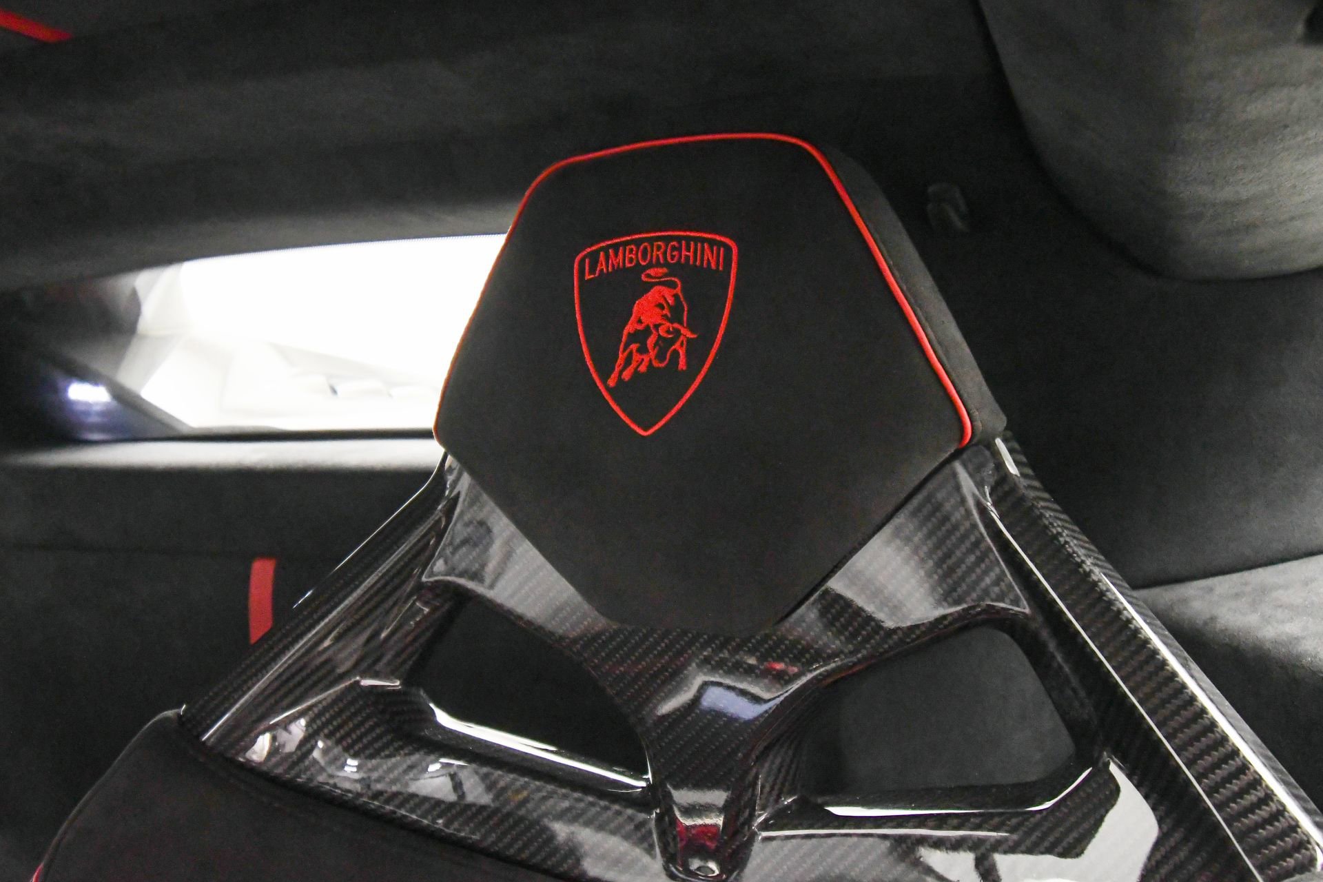 Used 2023 Lamborghini Huracan Tecnica image 52