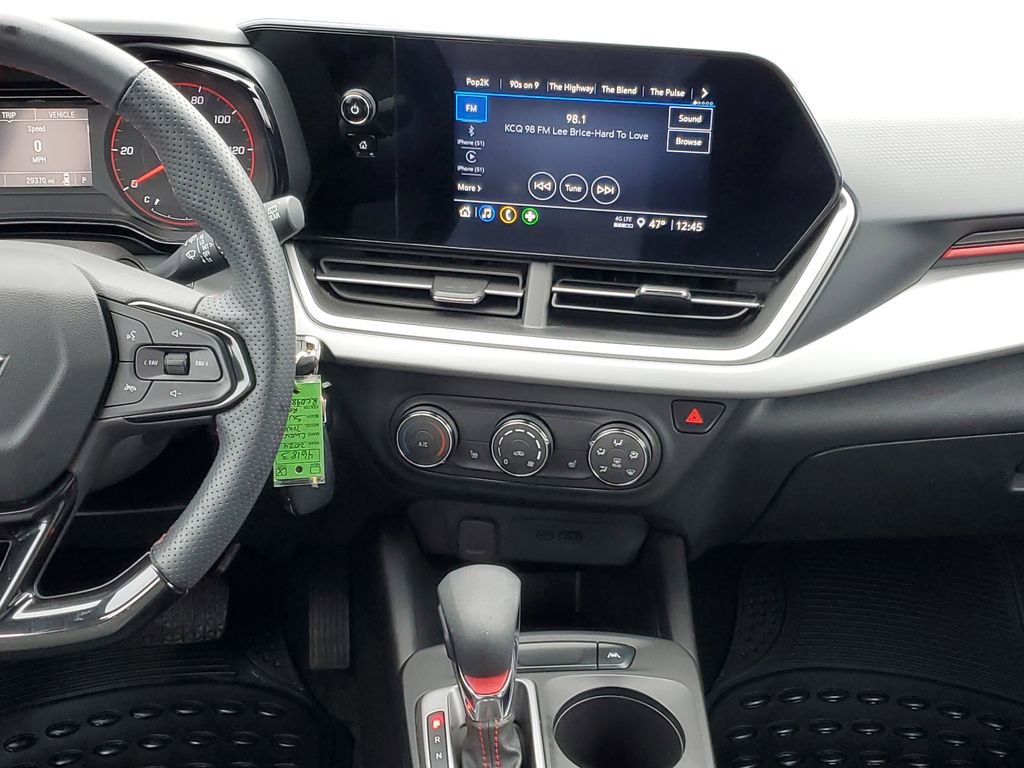 Used 2024 Chevrolet Trax RS w/ Driver Confidence Package FWD image 24