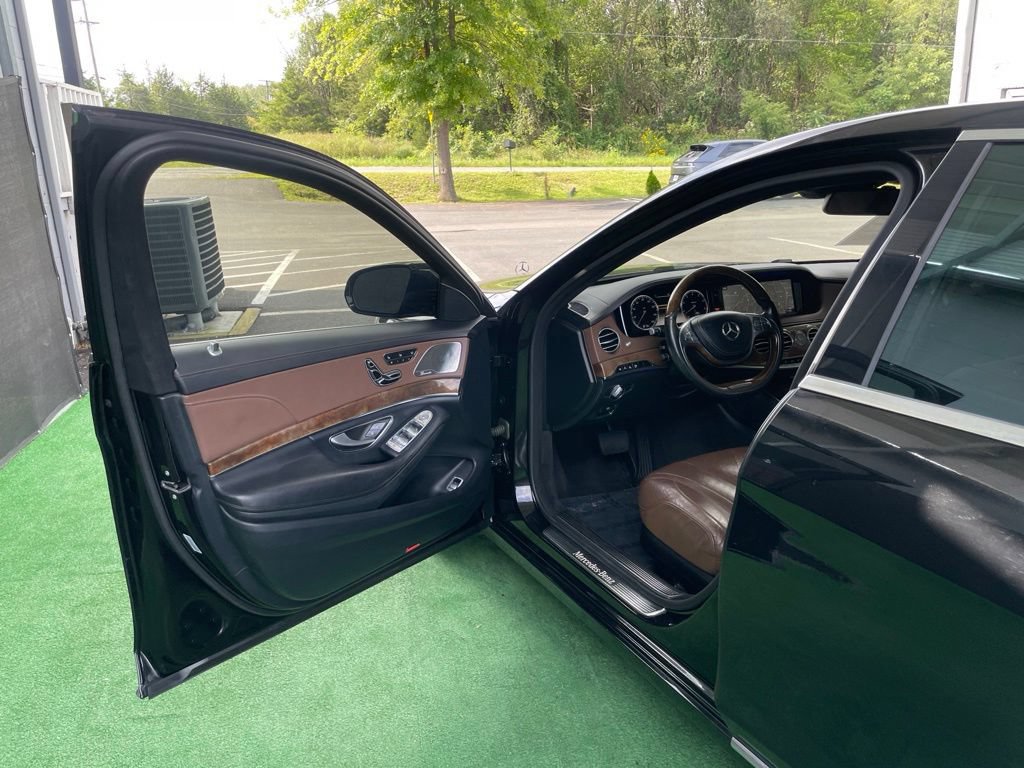 Used 2014 Mercedes-Benz S 550 Sedan image 33