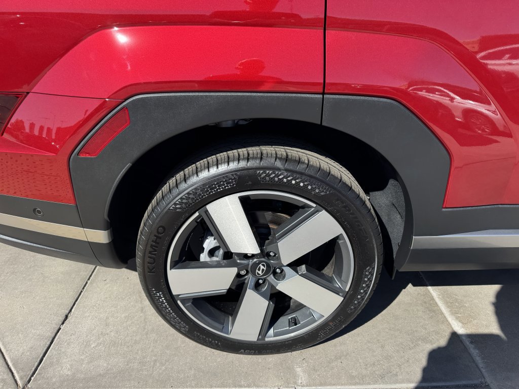 Used 2024 Hyundai Santa Fe Limited image 15