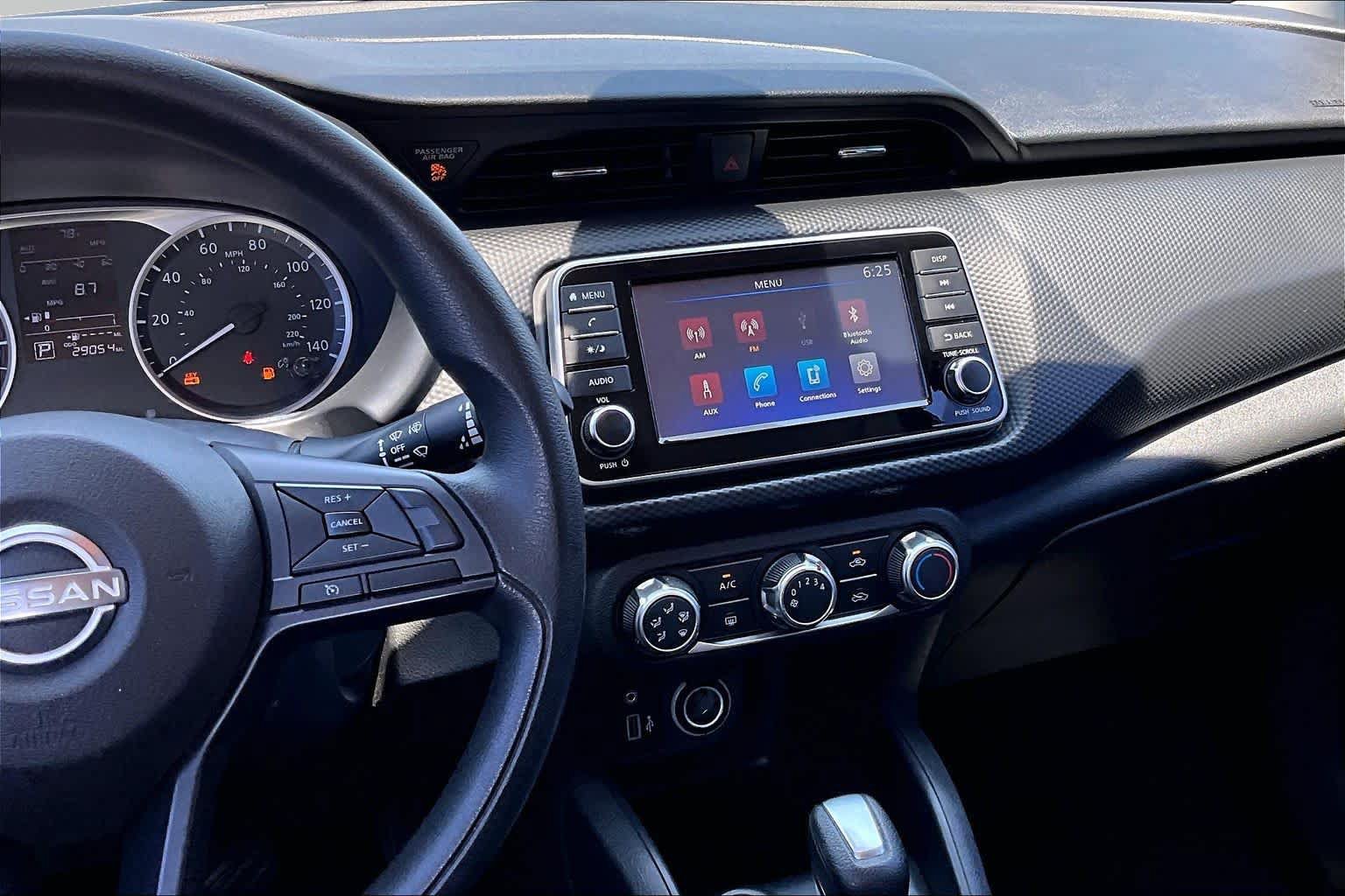 Used 2024 Nissan Kicks S FWD image 7