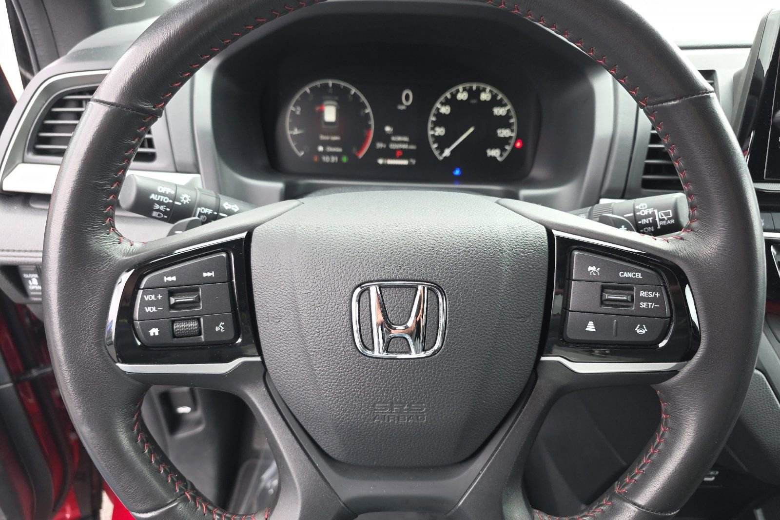 Used 2025 Honda Odyssey Sport-L image 25