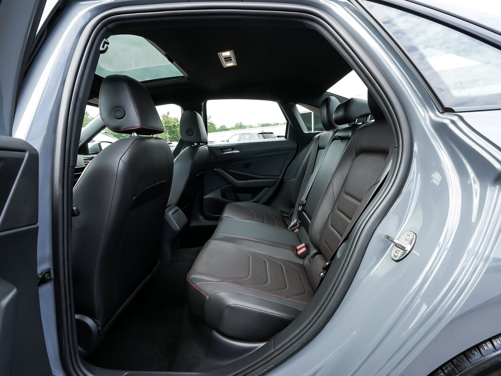 Used 2024 Volkswagen Jetta GLI Autobahn FWD image 35