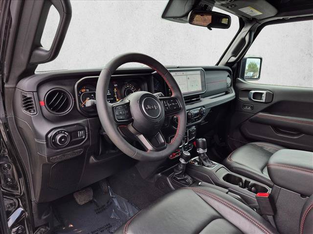 Used 2024 Jeep Wrangler Unlimited Rubicon w/ Safety Group AWD/4WD image 10
