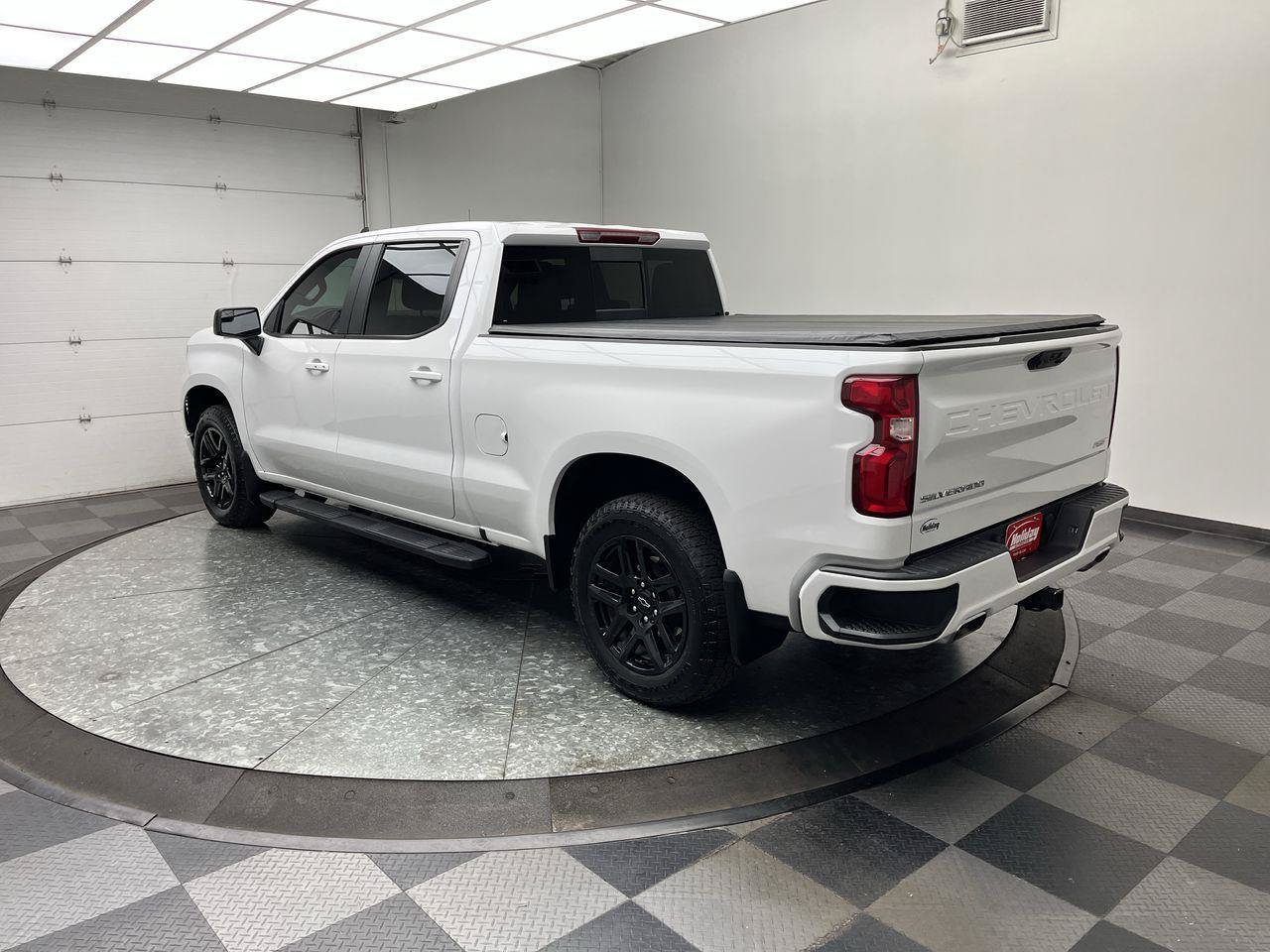 Certified 2024 Chevrolet Silverado 1500 RST w/ Convenience Package II AWD/4WD image 2