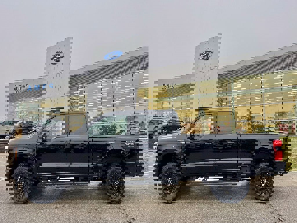 New 2026 Ford F250 Lariat w/ Black Appearance Package image 2