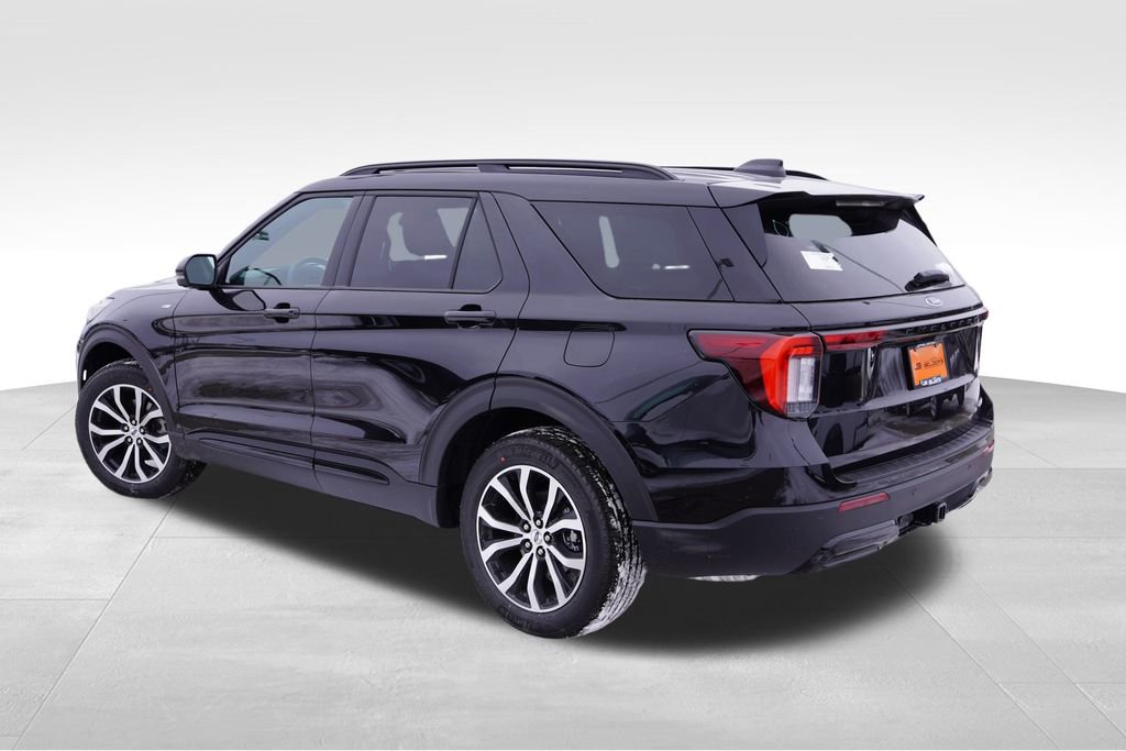 New 2026 Ford Explorer ST-Line image 5