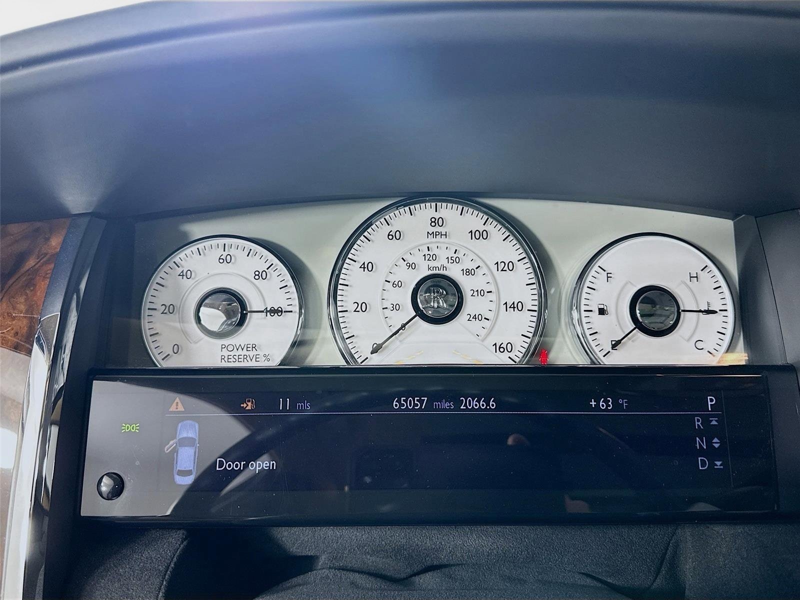 Used 2014 Rolls-Royce Ghost image 23