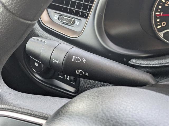 Certified 2023 Jeep Renegade Latitude AWD/4WD image 27