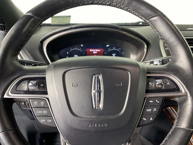 Used 2019 Lincoln Nautilus Reserve AWD/4WD image 19