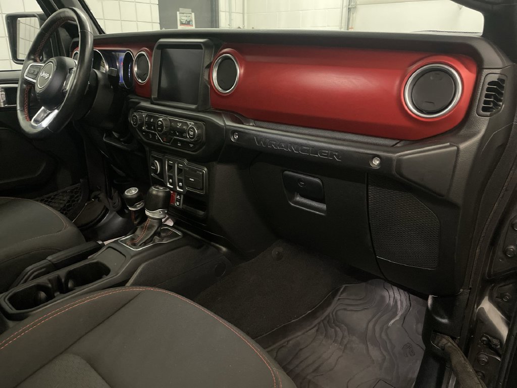 Used 2023 Jeep Wrangler Rubicon w/ Cold Weather Group AWD/4WD image 23