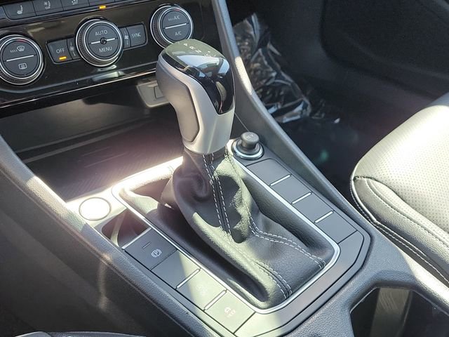Certified 2023 Volkswagen Jetta SEL image 29