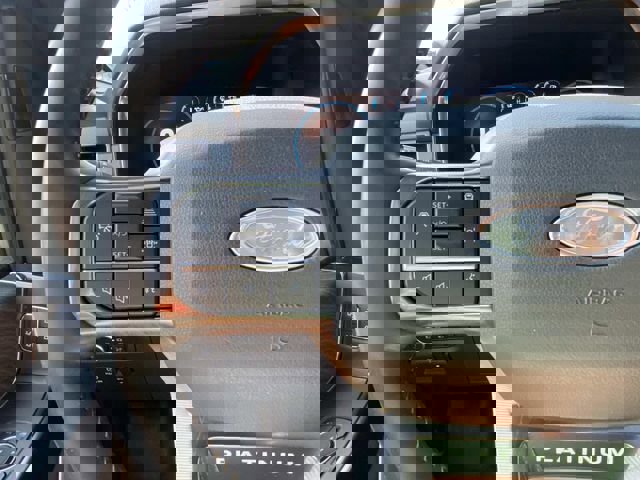 Certified 2021 Ford F150 Platinum w/ Equipment Group 701A High image 33