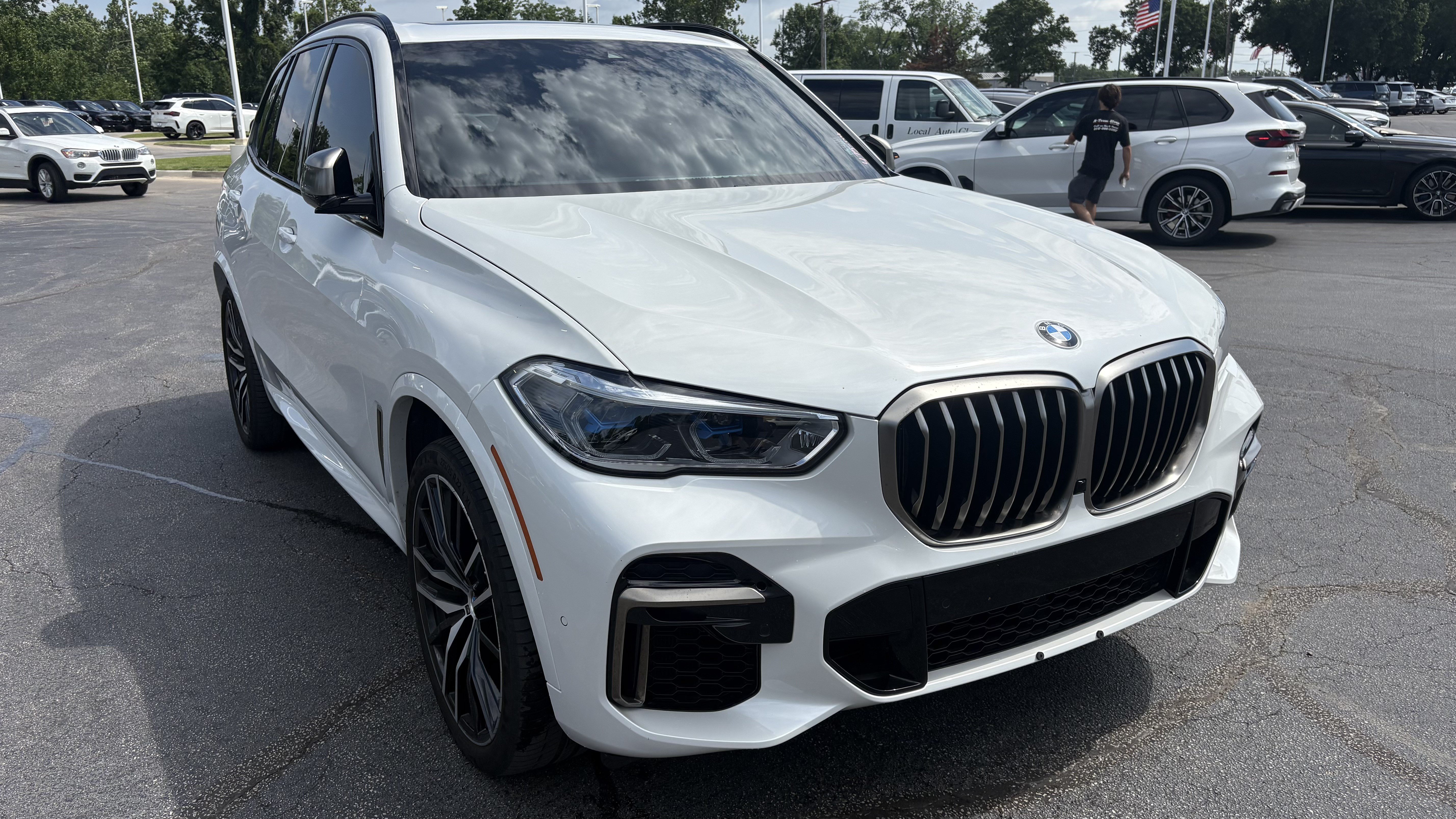 Used 2023 BMW X5 M50i w/ Executive Package AWD/4WD image 2