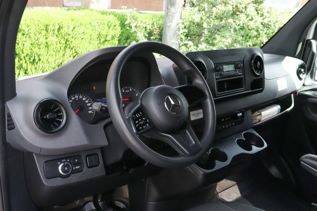 Used 2021 Mercedes-Benz Sprinter 3500 image 23