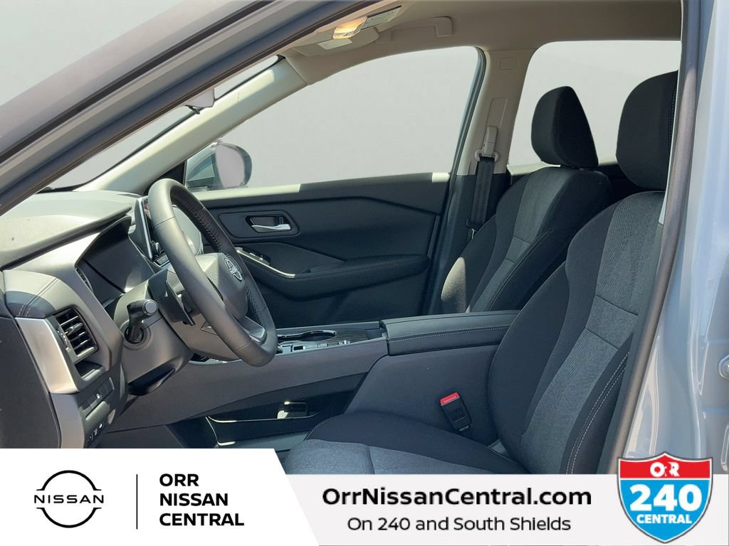 New 2026 Nissan Rogue SV FWD image 17