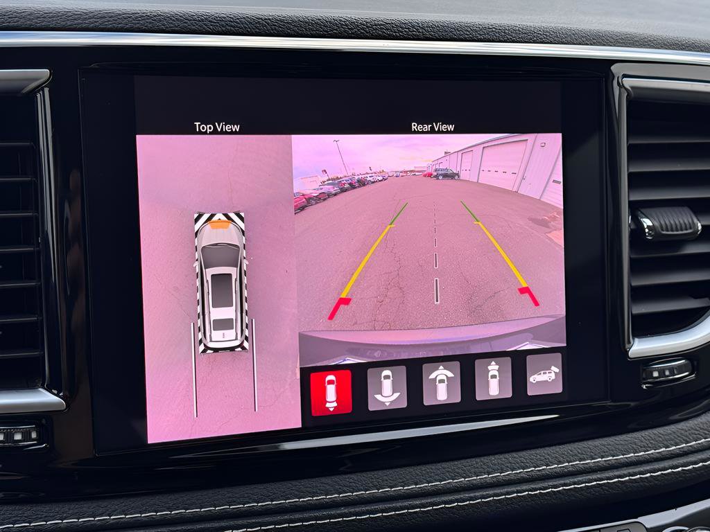 Used 2022 Chrysler Pacifica Limited FWD image 13
