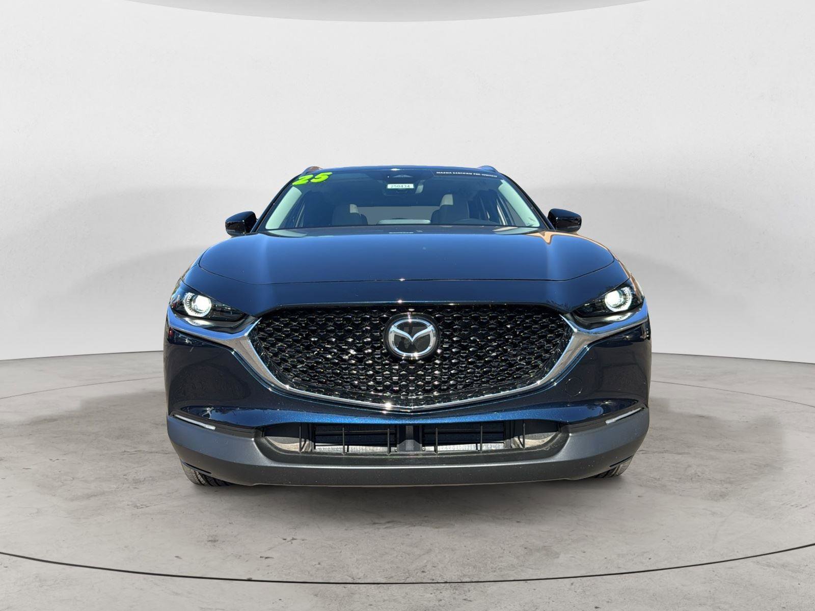 Certified 2025 MAZDA CX-30 AWD 2.5 S w/ Preferred Package image 2