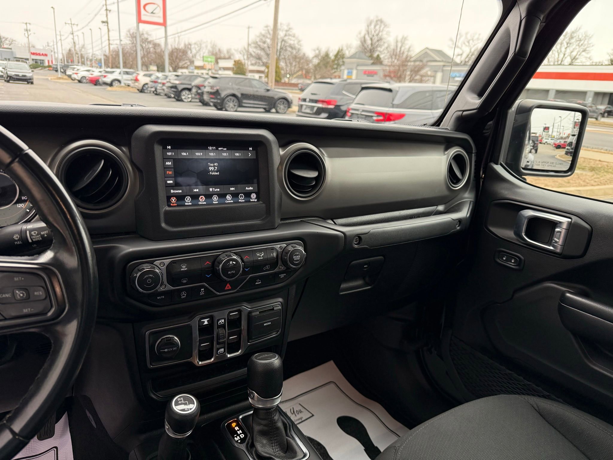 Used 2021 Jeep Gladiator Sport image 46