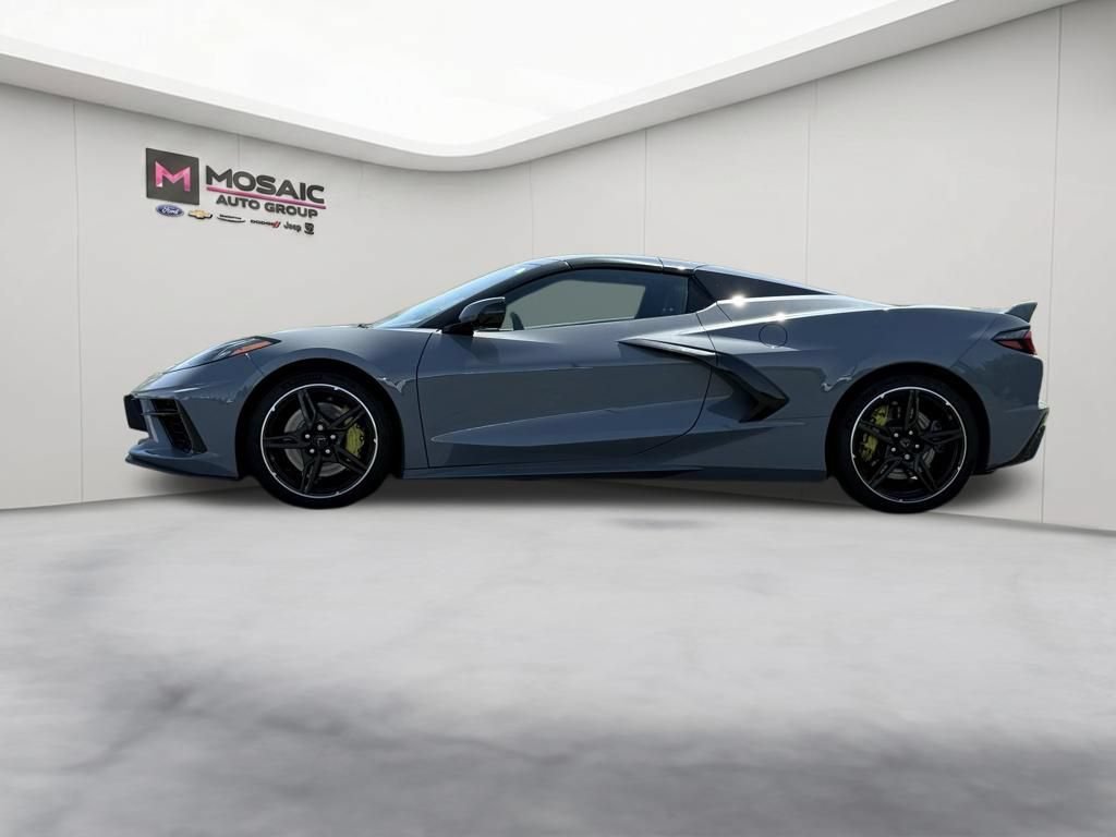 Used 2024 Chevrolet Corvette Stingray Premium Conv w/ Z51 Performance Package RWD image 11