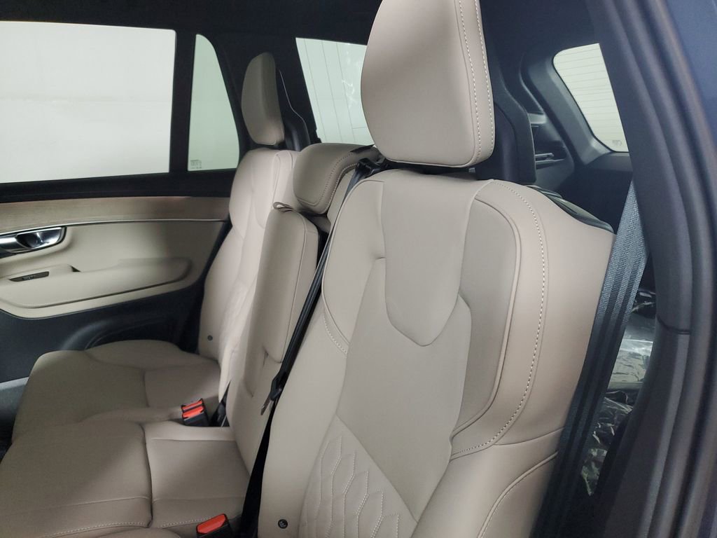 Certified 2026 Volvo XC90 B6 Plus w/ Protection Package Premier AWD/4WD image 14