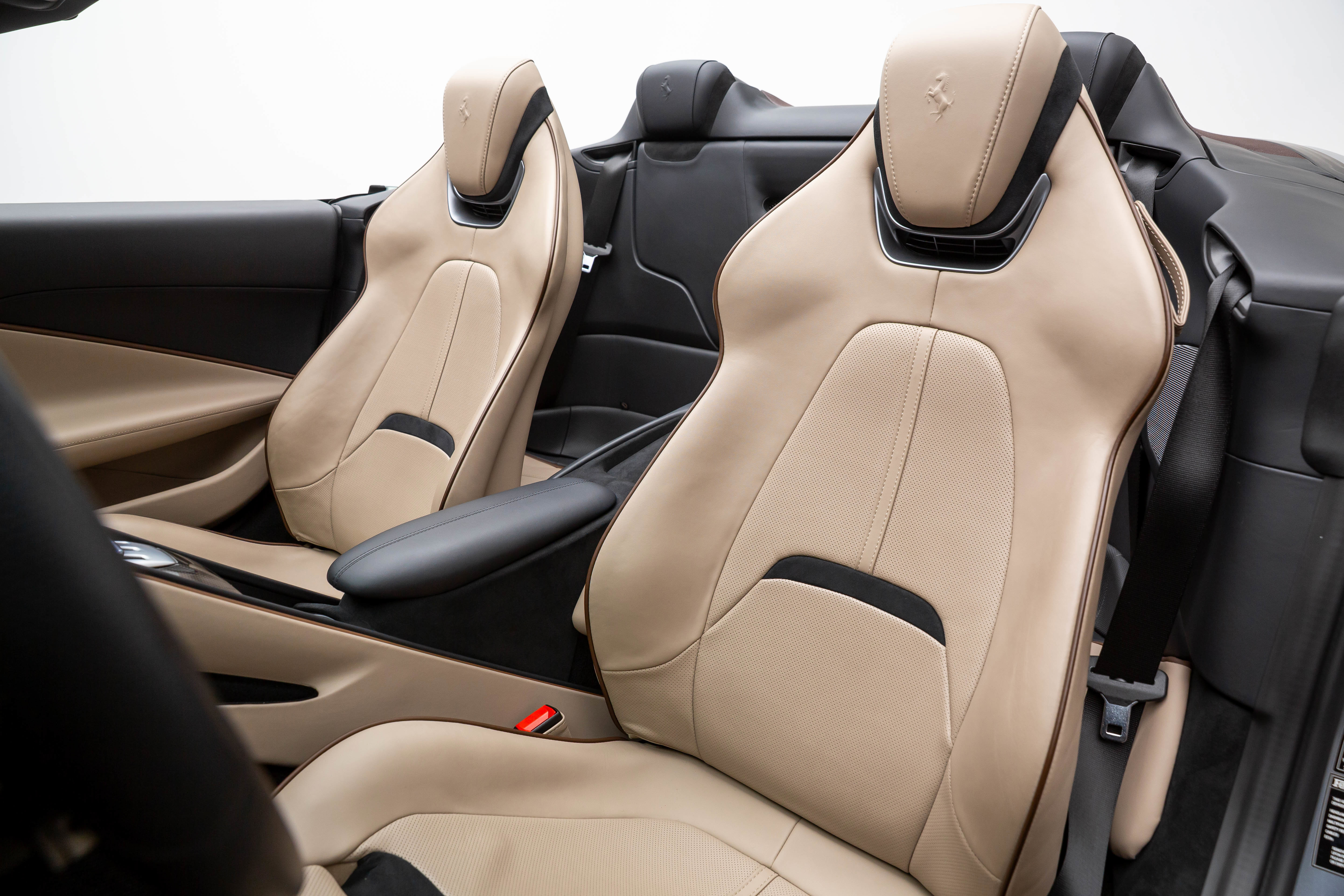 Certified 2024 Ferrari Roma Spider image 57