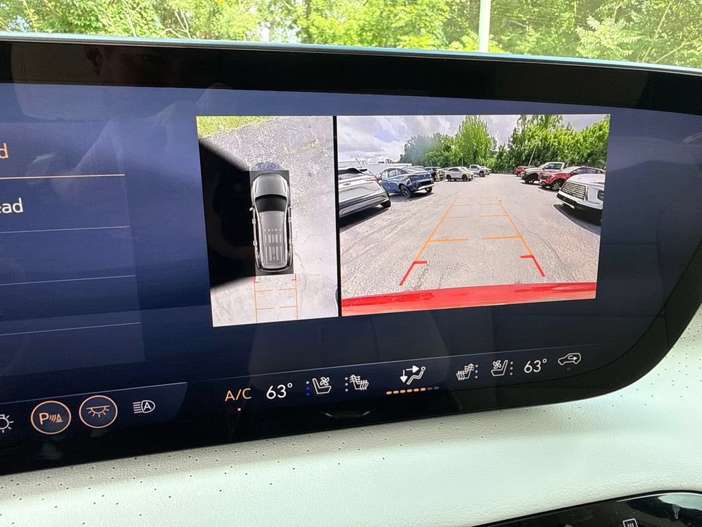 Used 2026 Buick Enclave Avenir w/ Super Cruise Package AWD/4WD image 29