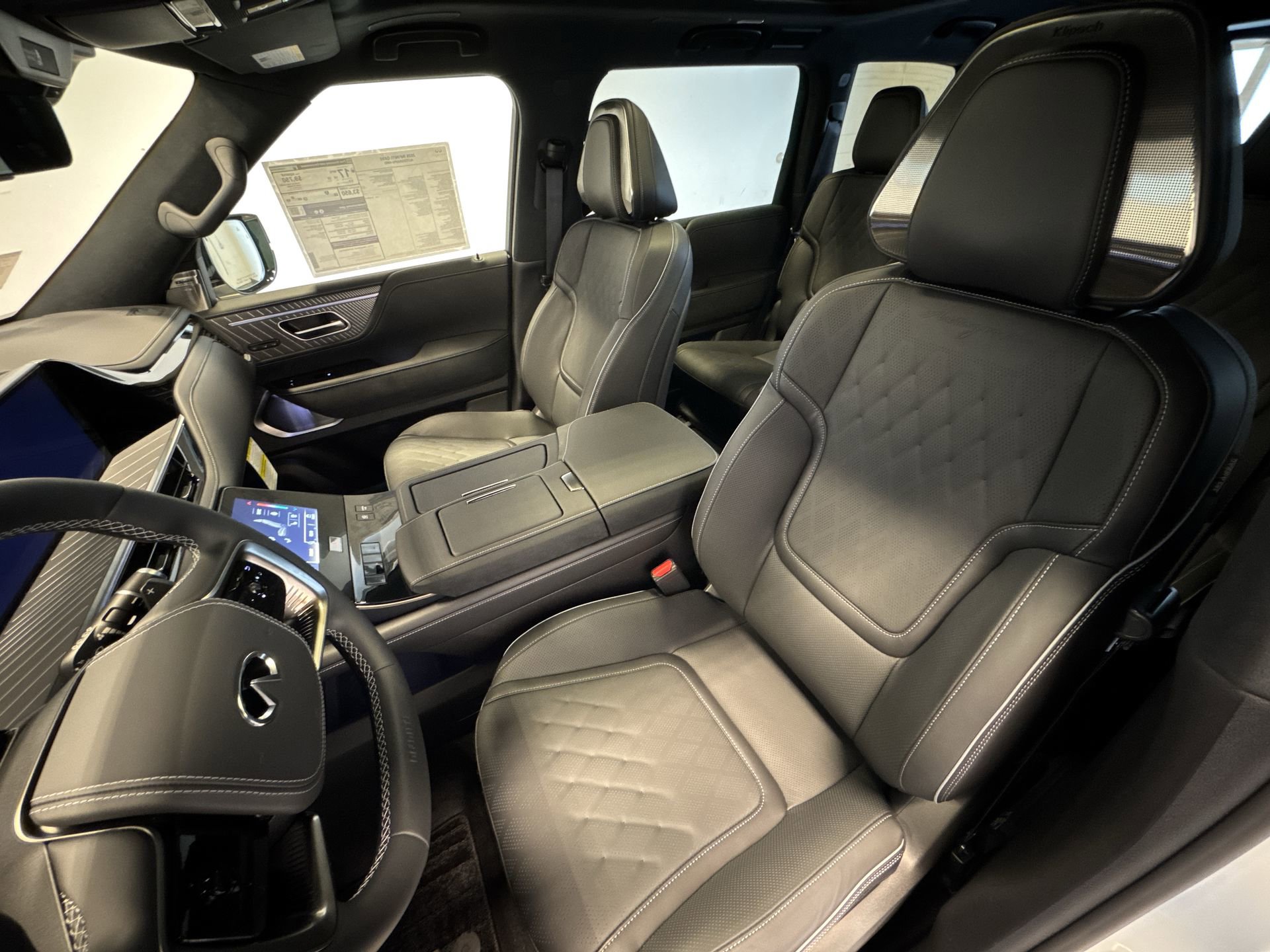 New 2026 INFINITI QX80 Autograph w/ Premium Cargo Package image 11