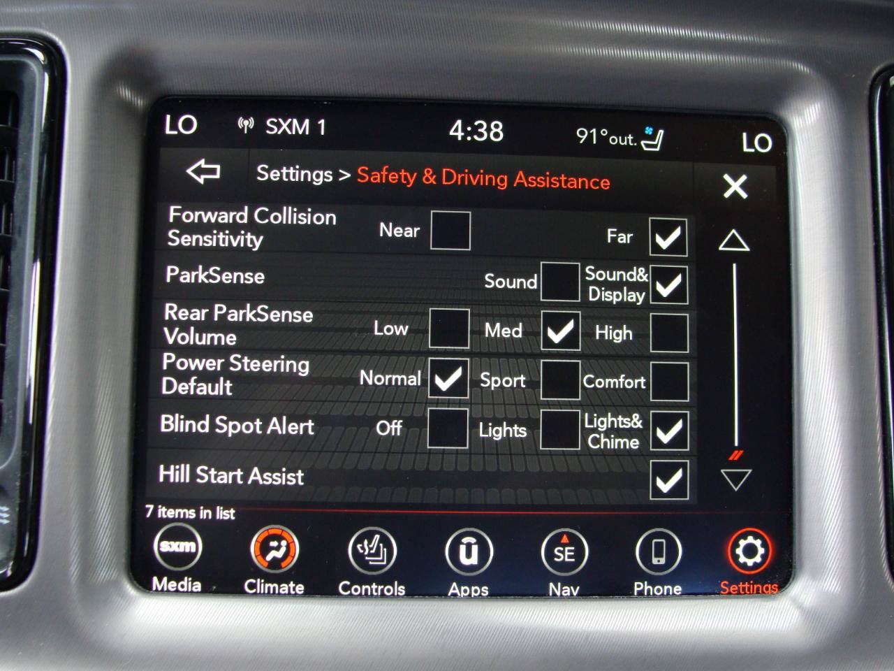 Used 2023 Dodge Challenger SXT w/ Plus Package RWD image 21